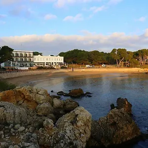 4* Отель Empuries